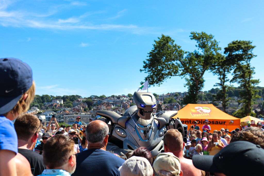 Titan the Robot performance at Swanage Carnival 2022