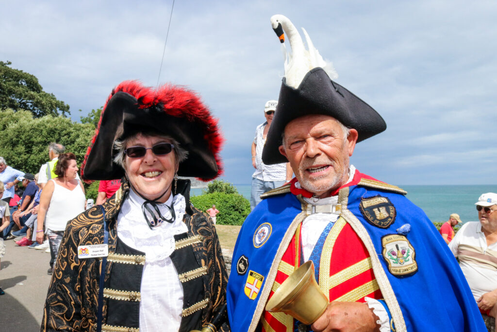 Swanage town crier & Wareham town crier join forces at Swanage Carnival