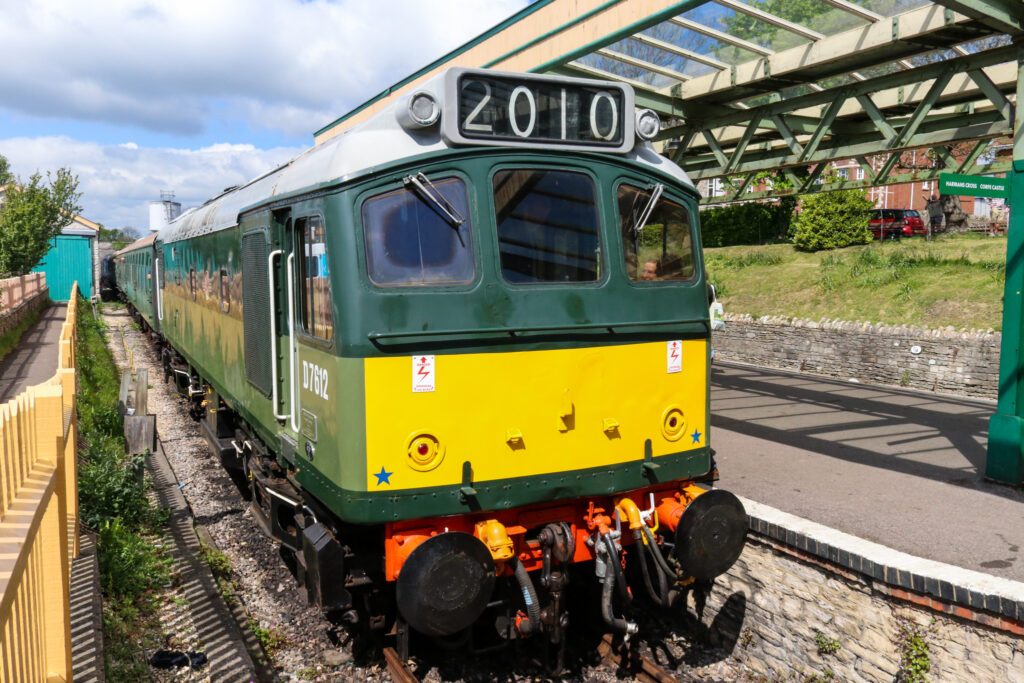 Class 25 No. D7612 (British Rail No. 25 262) diesel train from South Devon Diesel Traction