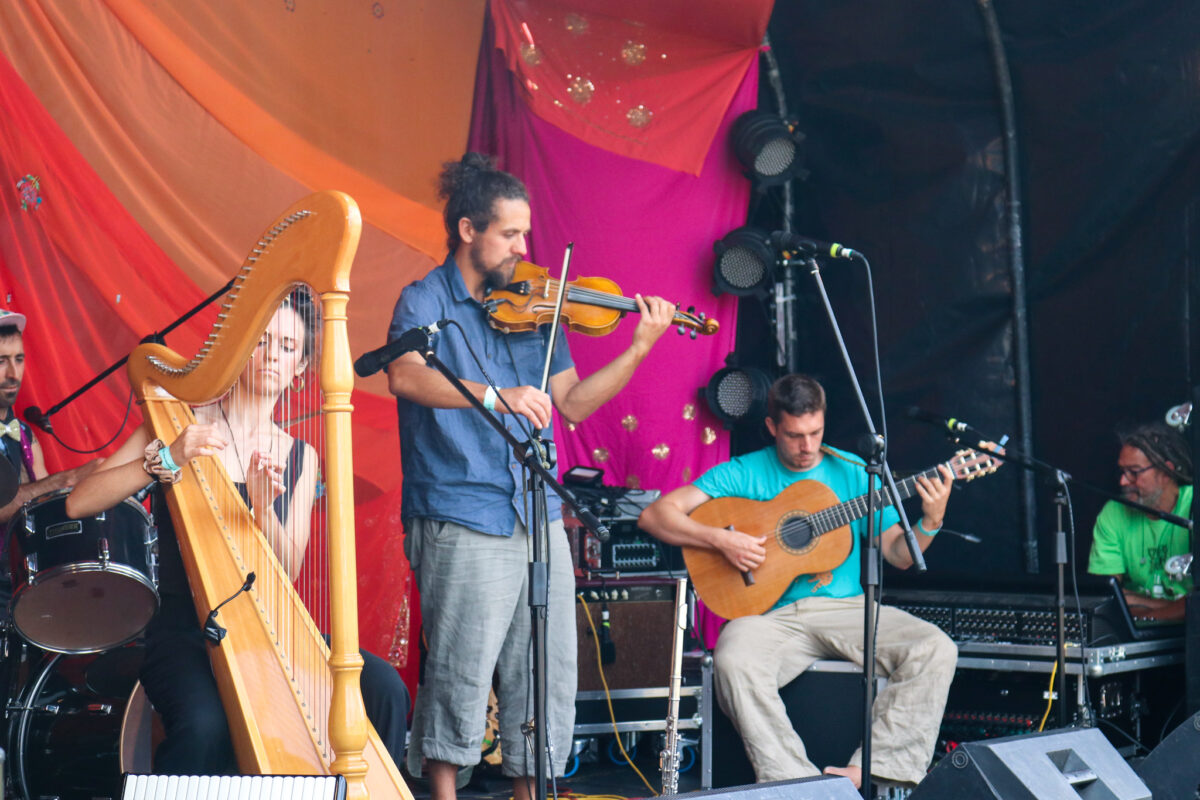 Folk band Solana on stage at Purbeck Valley Folk Festival