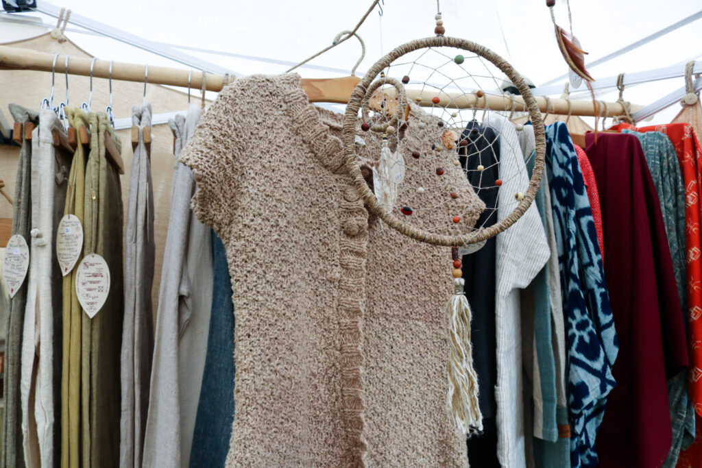 Sustainable clothing stall