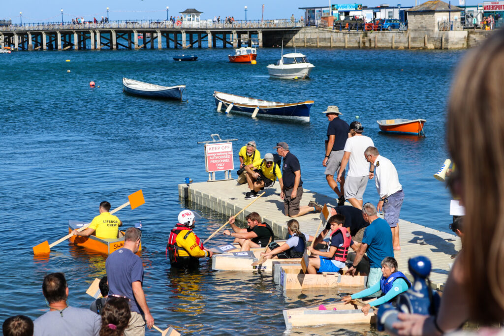 Start point of DIY boat race at Monkey Beach