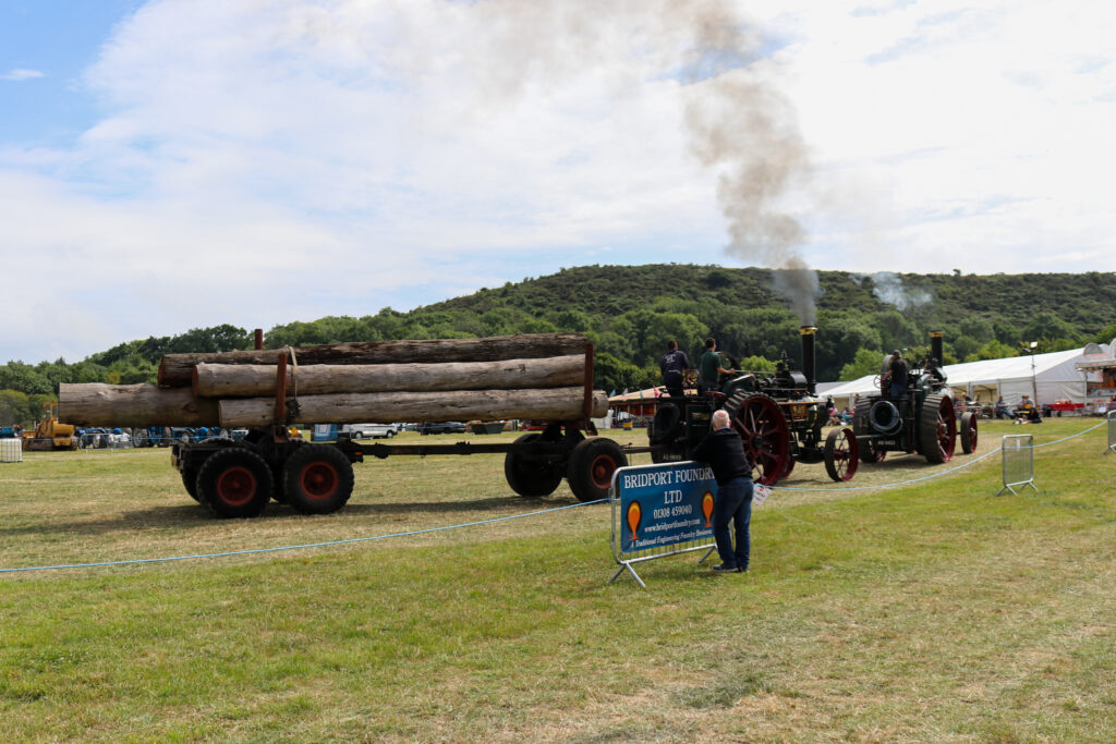 Hauling logs at Norden Roads to Rail showground