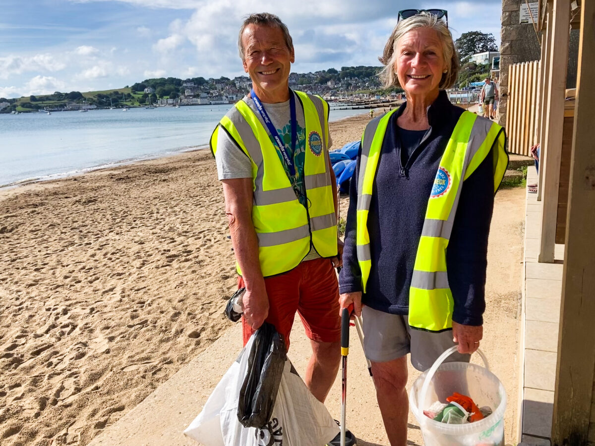 Litter-Free Purbeck beach cleaning volunteers