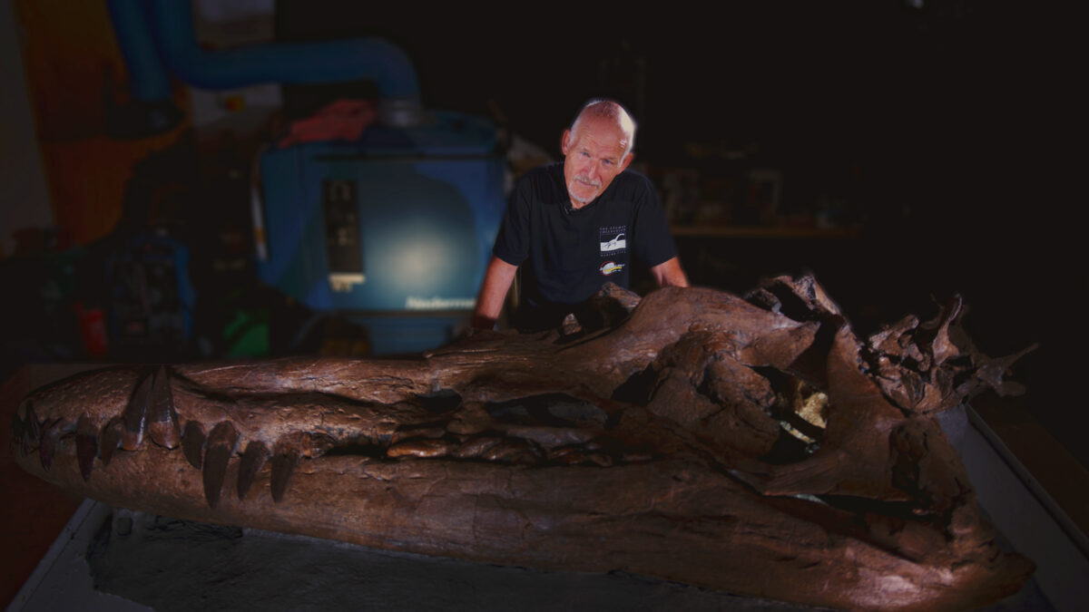 Steve Etches with pliosaur skull